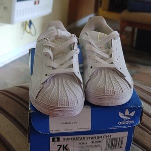 Toddler tennis shoes/ worn once